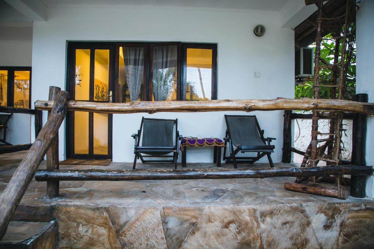 Moonshine Uroa Boutique Hotel Εξωτερικό φωτογραφία
