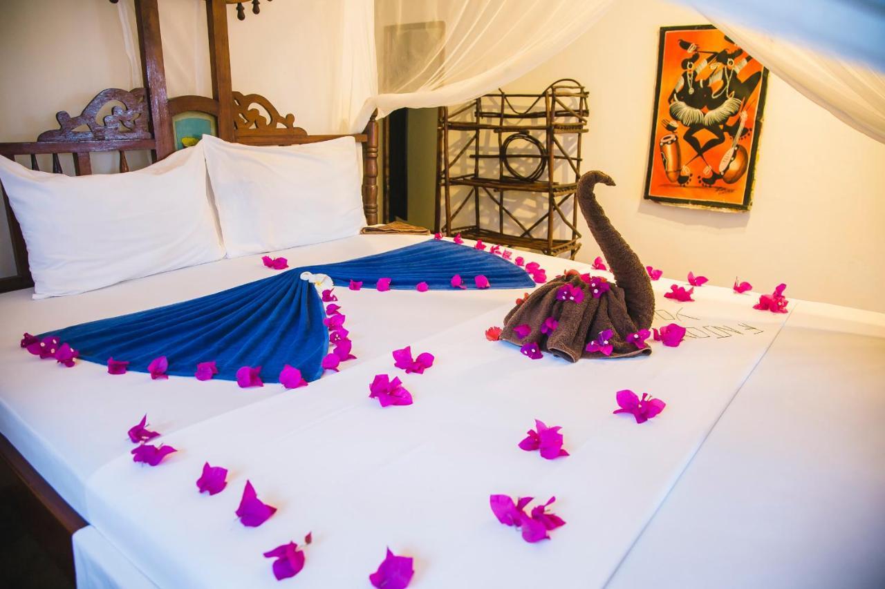 Moonshine Uroa Boutique Hotel Εξωτερικό φωτογραφία