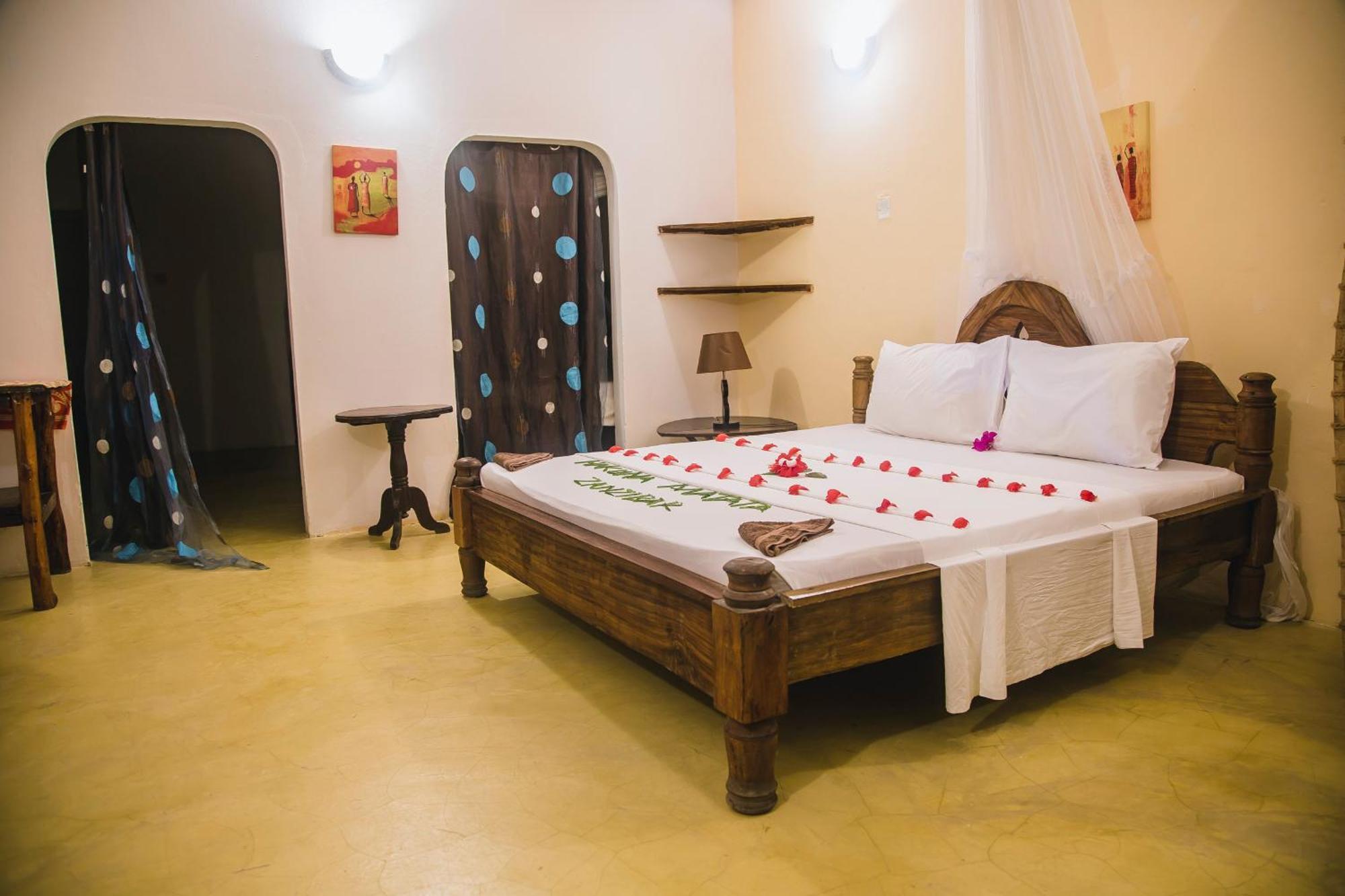 Moonshine Uroa Boutique Hotel Εξωτερικό φωτογραφία