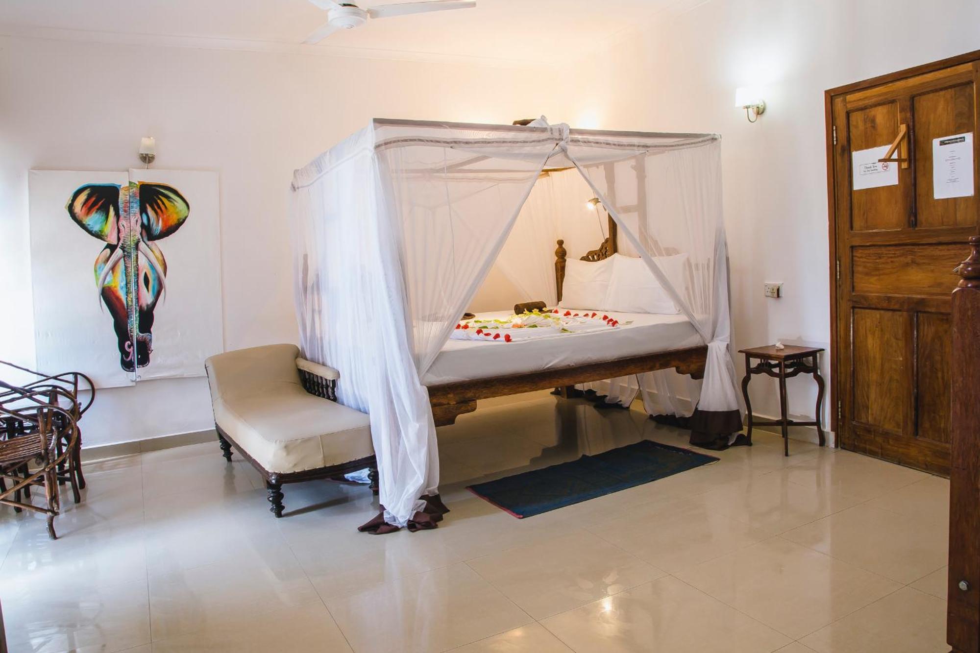 Moonshine Uroa Boutique Hotel Δωμάτιο φωτογραφία